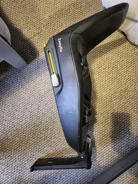 Photo of free MAXI cosi 2way fix isofix base (South Hampstead NW8) #2