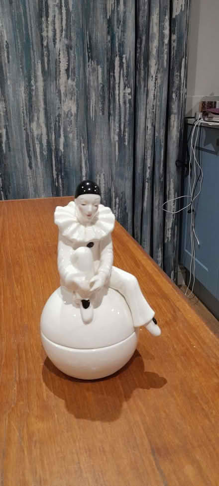Photo of free Pierrette figurine knick knack (Whitegrove RG42) #1