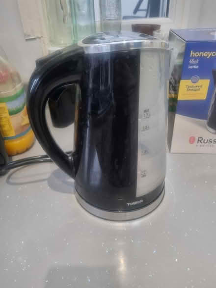 Photo of free Kettle (Milton PO4) #1