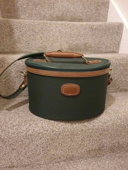 Photo of free Vanity case/Cosmetic travel bag (Furzton MK4) #2