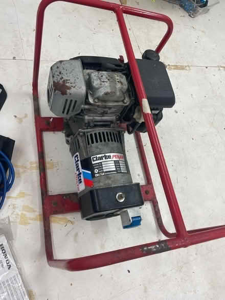 Photo of free Generator. Not working atm (Bradford on Avon BA15) #4