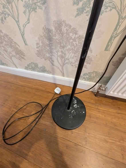 Photo of free Floor lamp (West Wickham BR4) #1