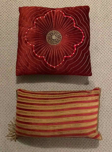 Photo of free Two cushions (Alta vista / riverside) #1