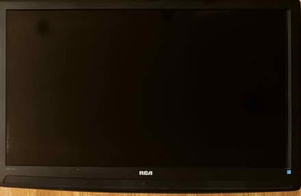 Photo of free RCA 40" Flat Screen TV (Takoma DC 20012) #1