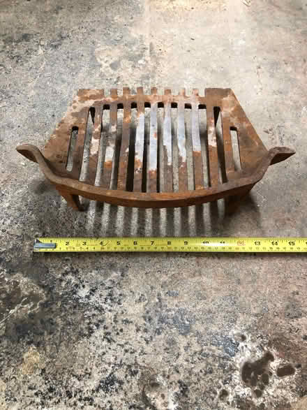 Photo of free cast iron fire basket and separate front piece - with vent (Temple Street OX4) #1