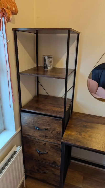 Photo of free Corner desk and chest of drawers (Sevenoaks) #4