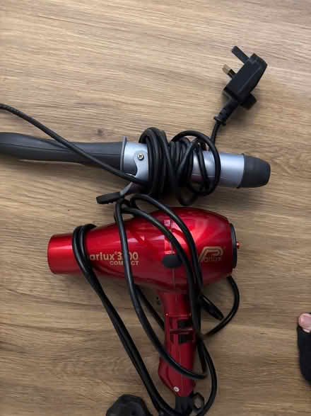Photo of free Hairdryer and tongs (Crosby, Liverpool) #1