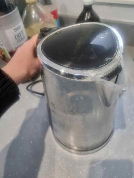 Photo of free Kettle (Milton PO4) #2