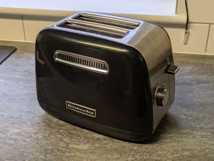 Photo of free Kitchen Aid 2-Slice Electric Toaster (Bedwell SG1) #2