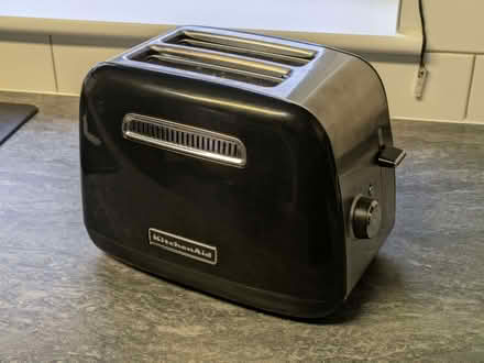Photo of free Kitchen Aid 2-Slice Electric Toaster (Bedwell SG1) #2