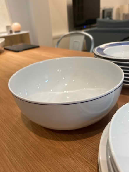 Photo of free Plates and bowls (Earlsfield SW18) #2