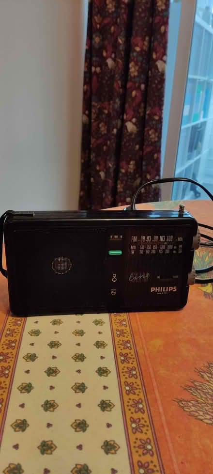 Photo of free PHILIPS Radio ,battery or powered (Titchfield Common PO14) #1