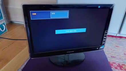 Photo of free 22" Samsung LCD TV (Tonbridge) #1