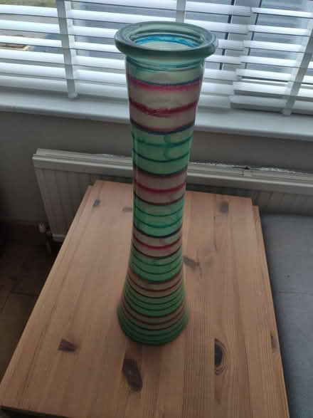 Photo of free Decorative vase (Hooley CR5) #1