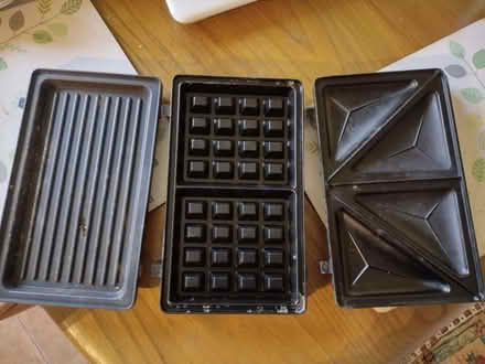 Photo of free Plates for 3 in 1 snack maker (Eastbourne BN21 2) #1