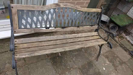 Photo of free Garden Bench (needs repair) (Richmond TW10) #1