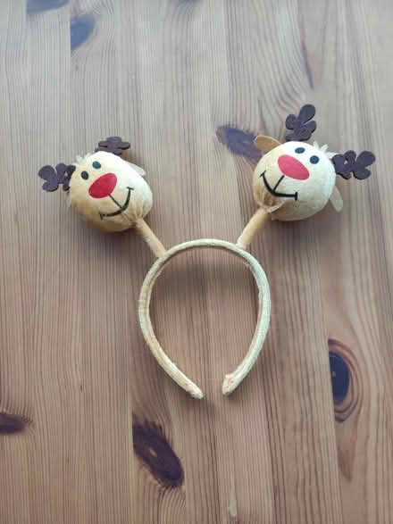 Photo of free Xmas Rudolf ears headband (Hooley CR5) #1