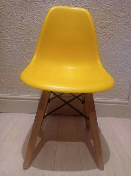 Photo of free Chair for small child (Fairfield LA1) #1