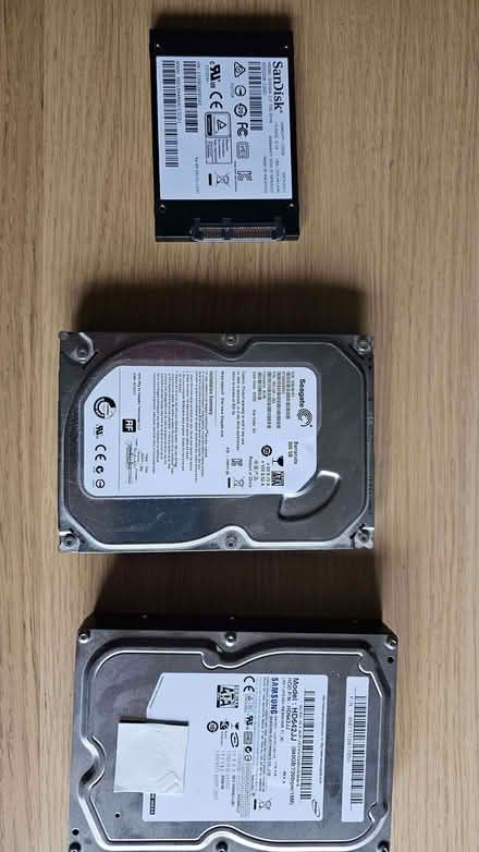 Photo of free 3 sATA HDD (Woodley RG5) #1