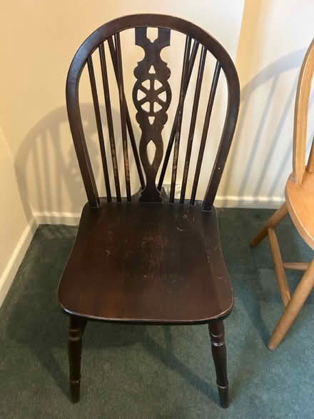 Photo of free Dining Chairs (HP4) #2