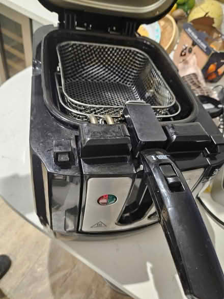 Photo of free Deep Fat Fryer (Purley, CR8 1) #3