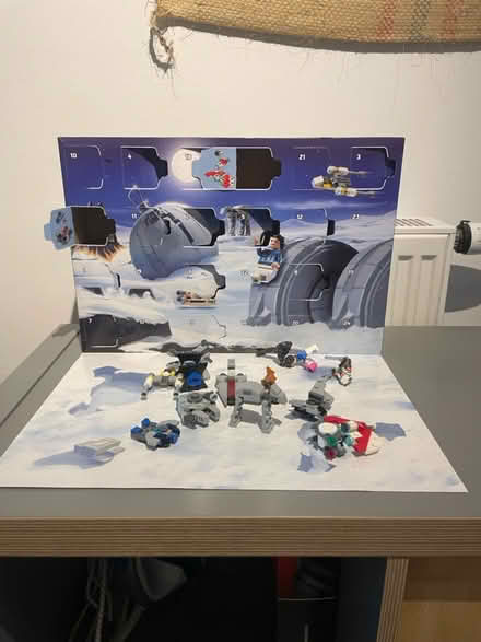 Photo of free Lego Star Wars calendar (EC1V) #2