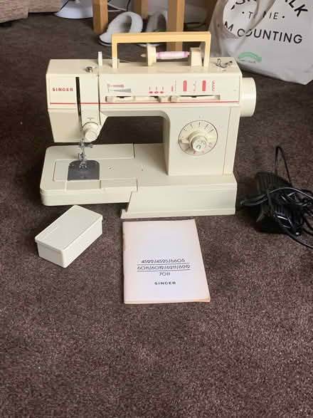 Photo of free Singer electric sowing machine (Horley RH6) #1