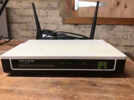 Photo of free TP-Link 300 Mbps Wireless N Range extender (Temple Street OX4) #1