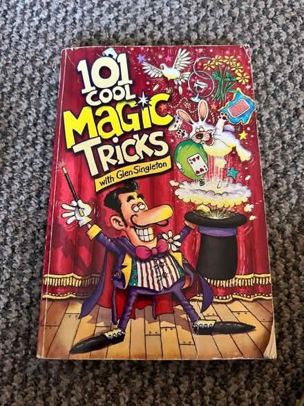 Photo of free 101 Magic tricks books (Mount Pleasant ST4) #1