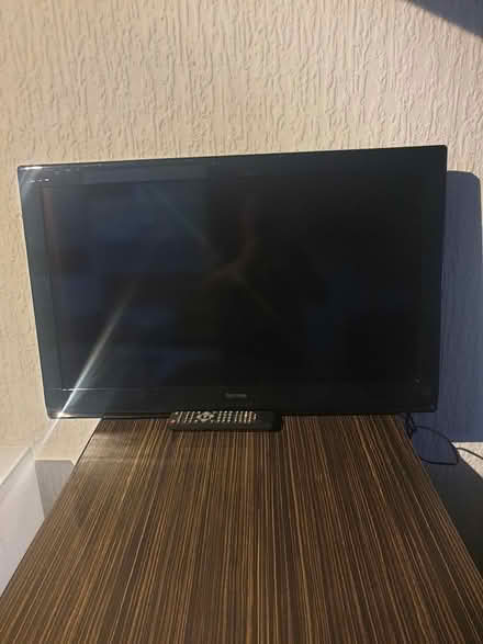 Photo of free 32in tv (stockport shaw heath) #1