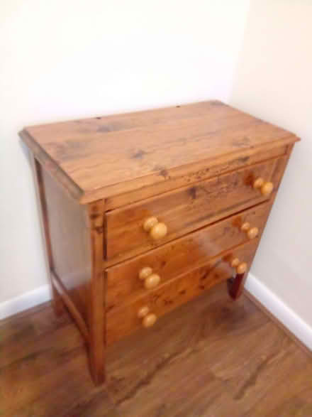 Photo of free Chest of drawers (E5) #3