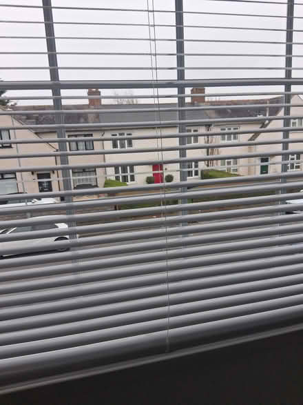 Photo of free 4 White Venetian Blind (Ely CF5) #4