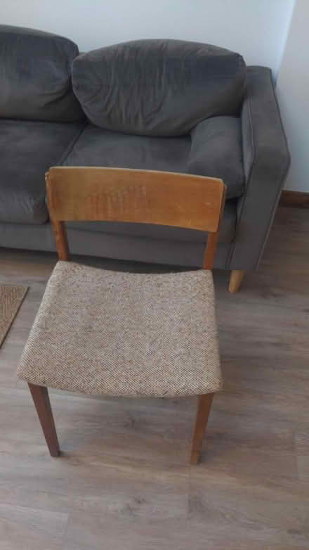 Photo of free Wooden chair (x4) (Priestwood, Bracknell RG42) #1