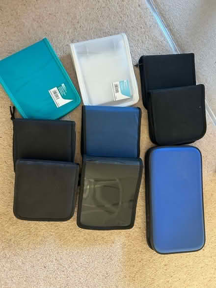 Photo of free CD / DVD folders (Lightwater GU18) #1