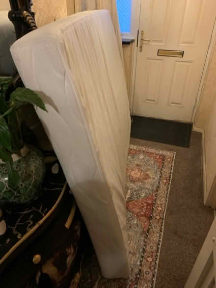 Photo of free Coolflex dble memory foam mattress (SL4) #2
