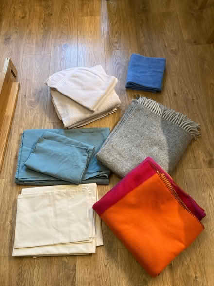 Photo of free Bundle towels, bedding (Hertford SG13) #1