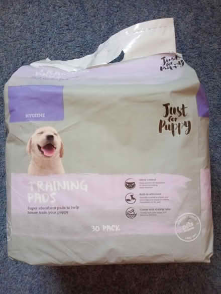 Photo of free Puppy training pads (Barming ME16) #1