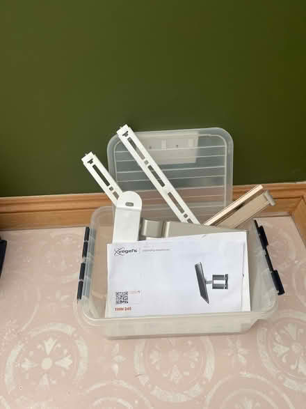 Photo of free Tv wall bracket (Cheltenham) #1