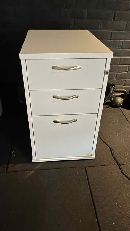 Photo of free chest of office drawers white (MK45) #1