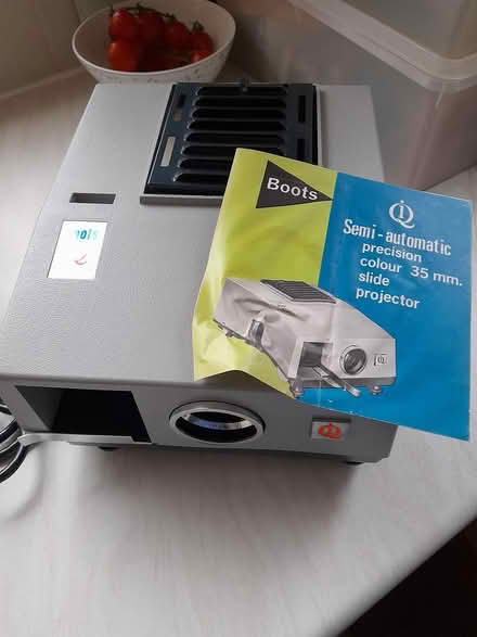 Photo of free Slide projector. And screen (lodge moor S10) #1