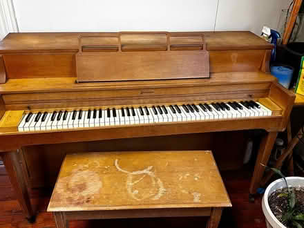 Photo of free Curb Alert Upright Piano (Washington Borough) #3