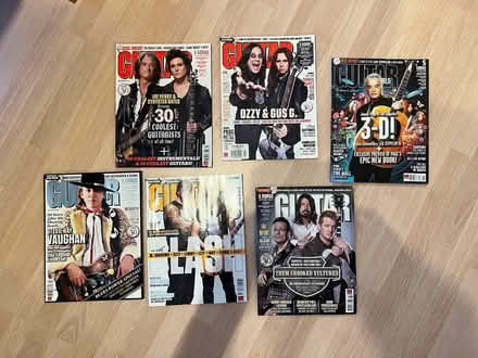 Photo of free guitar magazines (assorted) (Knotty Ash L14) #4