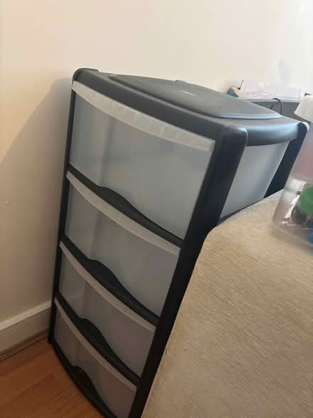 Photo of free storage draws (CH65 4AQ) #1