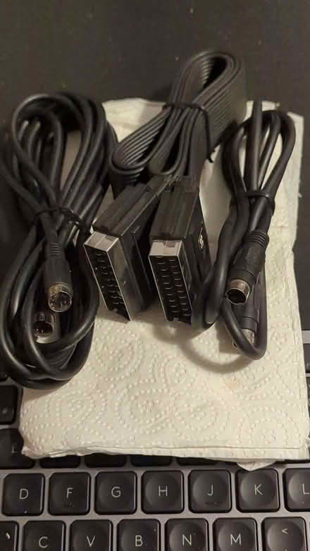 Photo of free Two S-video and one SCART ribbon cable (Bog Gate TW10) #1