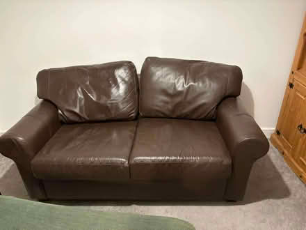 Photo of free Settee (Leighton Buzzard LU7) #1