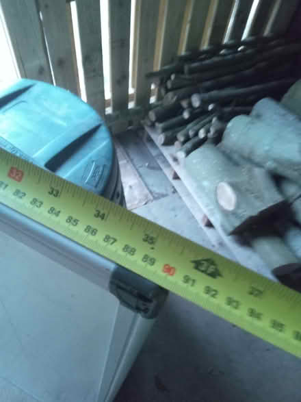 Photo of free White board (Neston CH64) #2