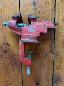Photo of free Metal clamp (Wallands Park BN7) #1