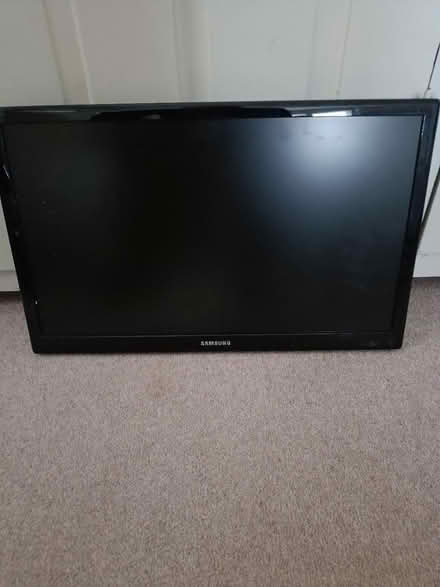 Photo of free Samsung TV (Chesterton Road CB4) #1