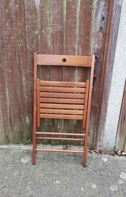 Photo of free Fold Up Wooden Chair (CT8) #2
