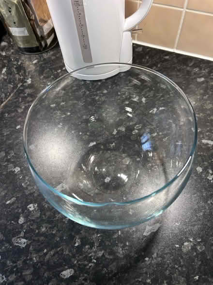 Photo of free Glass bowl (Waterlooville PO8) #2